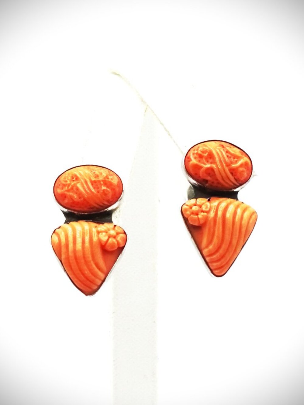 AMY KAHN RUSSEL Sterling Silver and Carved Coral Clip Earrings - Picture 2 of 7